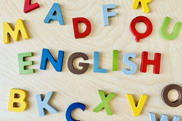 パンフレットの翻訳版を作成するべき理由と依頼するときのポイント